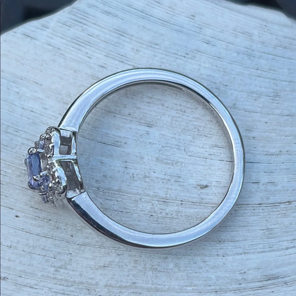 Natural Tanzanite and White Zircon Sterling Silver Ring Size 7 Clover Flower - Picture 10 of 13